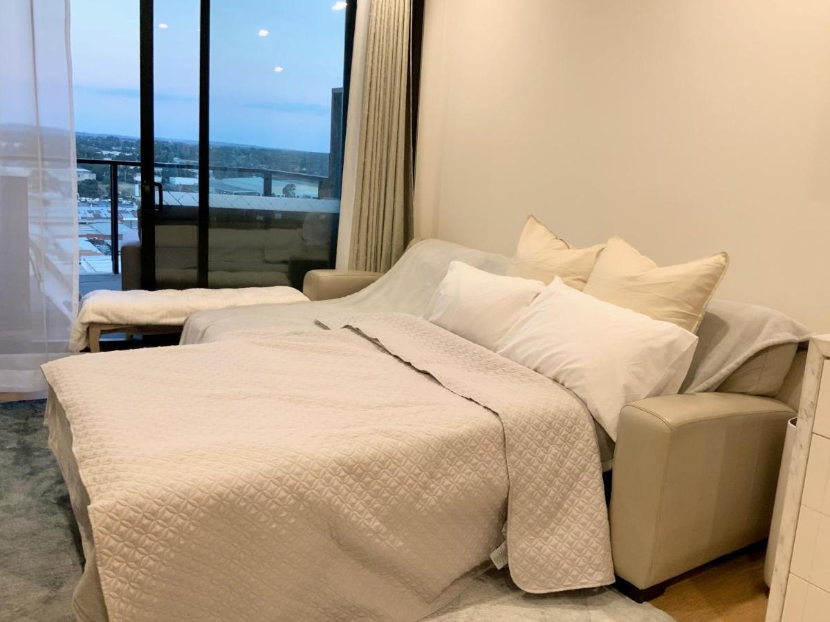 M-City Apartment - Executive Twin King Ensuites - Fully Equipped - Free Parking, Fast Wifi, Smart Tv, Netflix, Complementary Drinks & Amenities - M-City Shopping Centre Clayton 3168 Luaran gambar